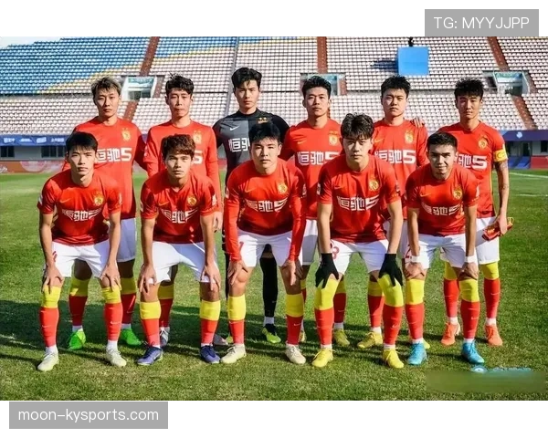 广州队依靠年轻球员立足中甲未来生存模式受关注